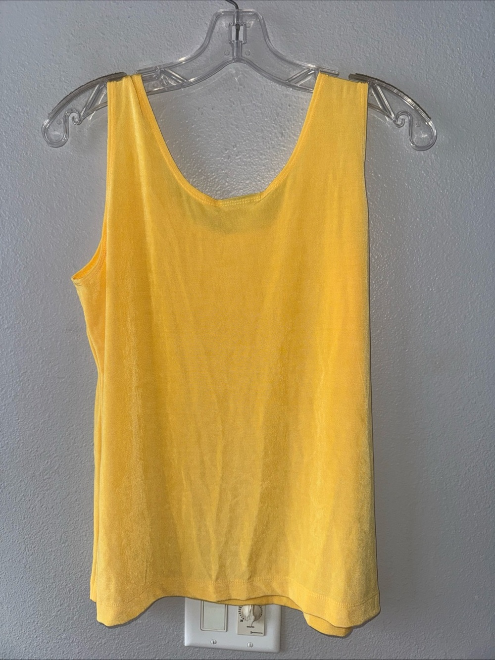 CHICOS-Travelers Contemporary Tank-Sunshine-NWT-SZ 2 - Picture 4 of 4